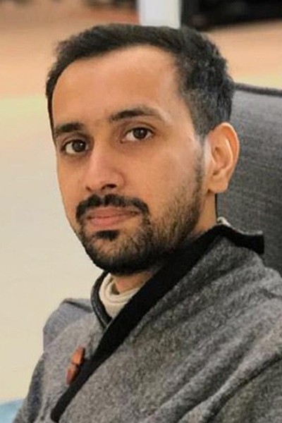 Dr. Zohaib Anwar Dr. Zohaib Anwar