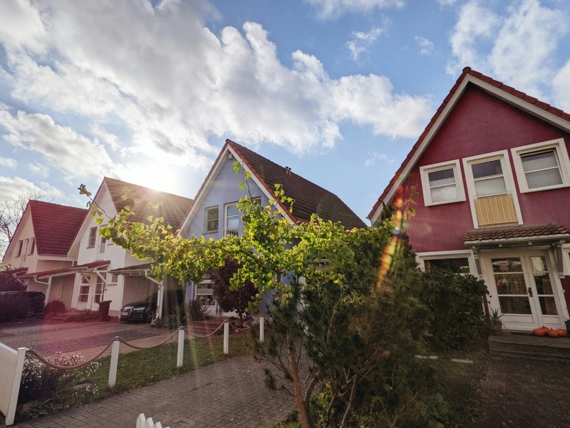 Rising home prices can harm peoples' health, SFU research finds