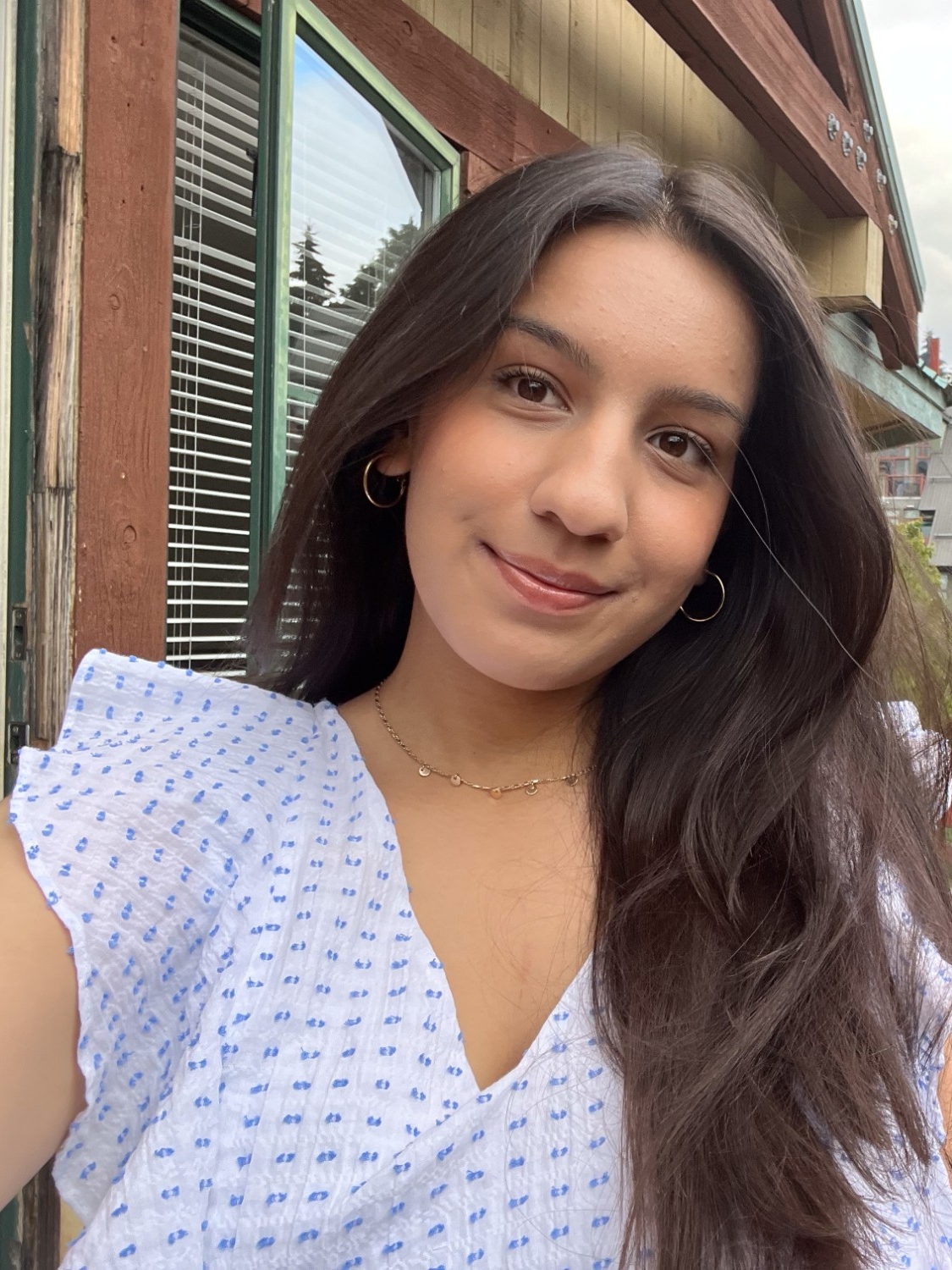 Sarah Raufi Sarah Raufi