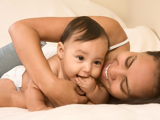 Nurse home visits for first-time mothers target intimate partner violence to boost child health outcomes: SFU study Nurse home visits for first-time mothers target intimate partner violence to boost child health outcomes: SFU study