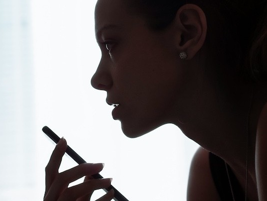 Pressing need for ethical and regulatory oversight of therapeutic voice AI, SFU expert urges