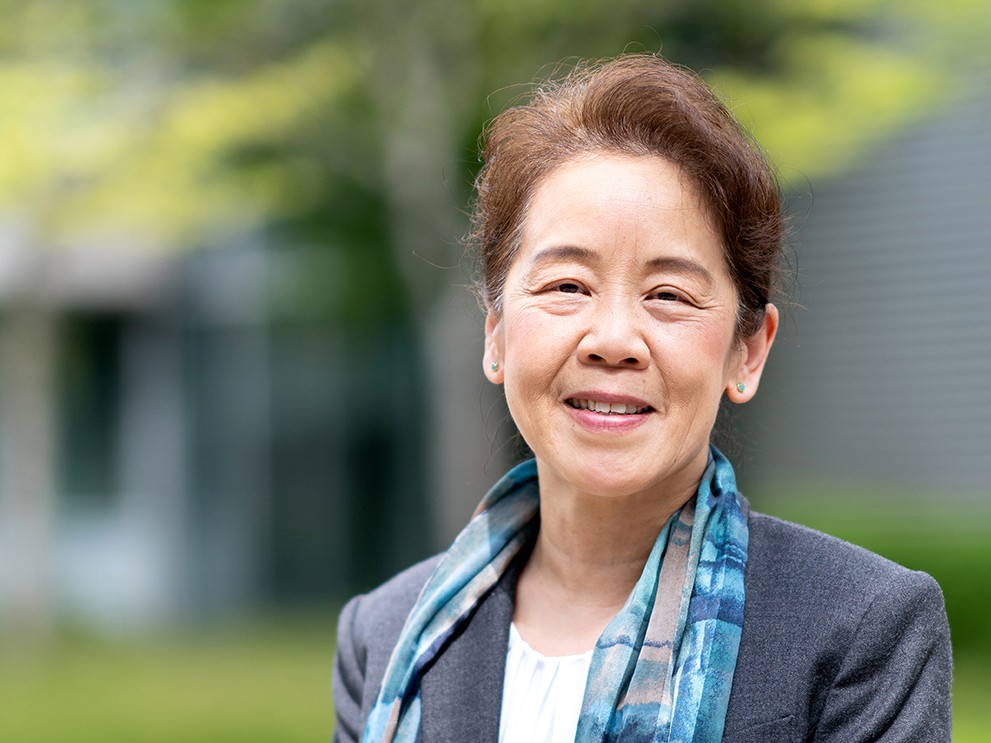 SFU expert co-authors new report on Canada&rsquo;s critical role in global health